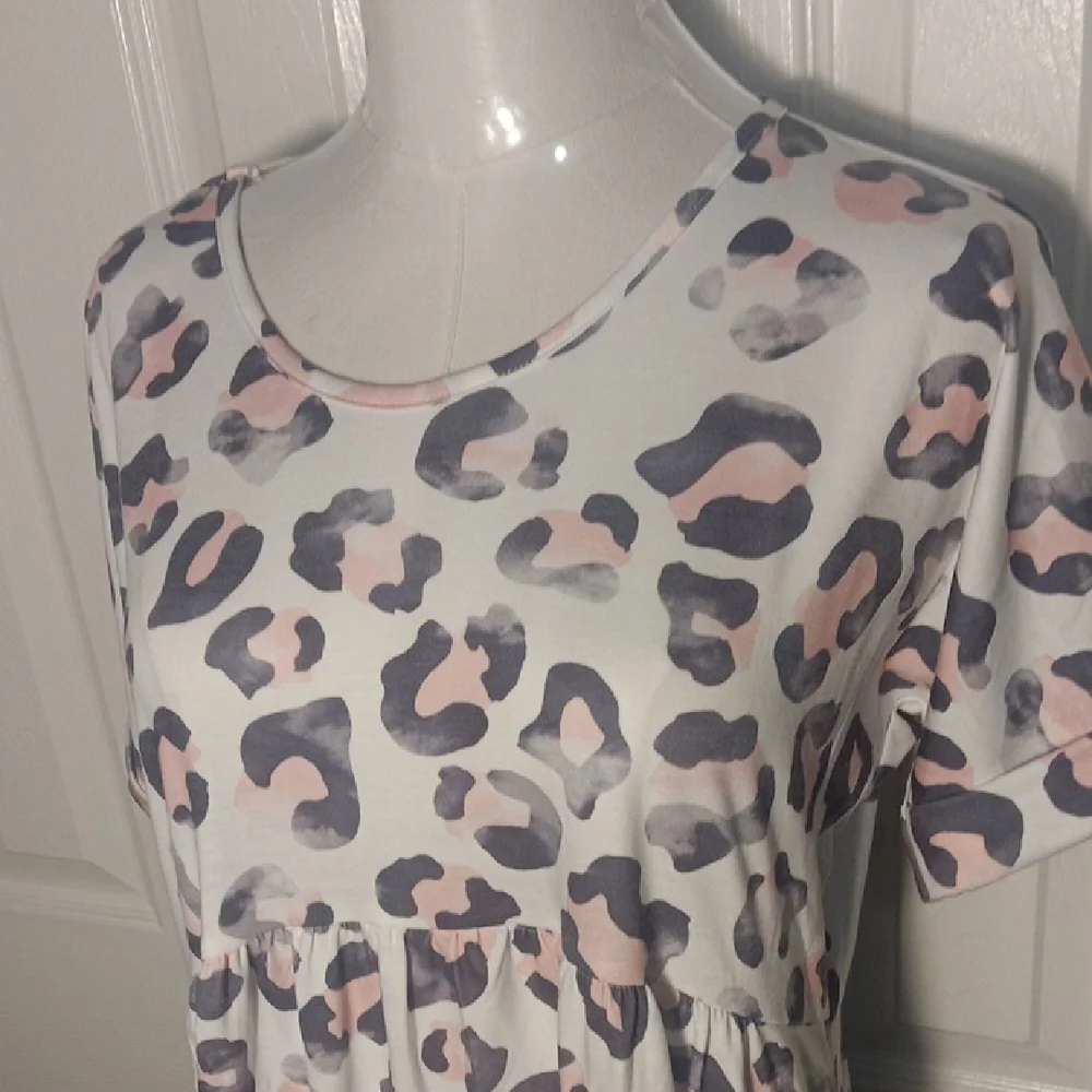 NWT. Southern Stitch Babydoll Style Pink Leopard Print Mini Dress - Picture 6 of 12